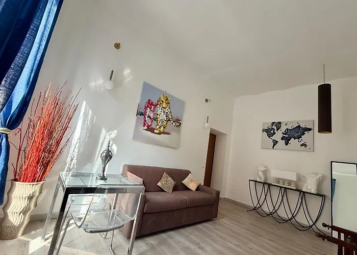 Qg House Leone *