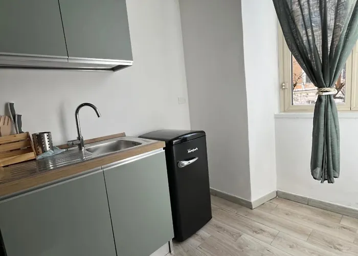 Qg House Leone Rom